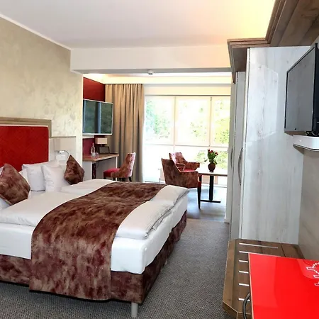 Waldhotel Ehrental Otel