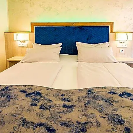 Hotel Waldhotel Ehrental 3*
